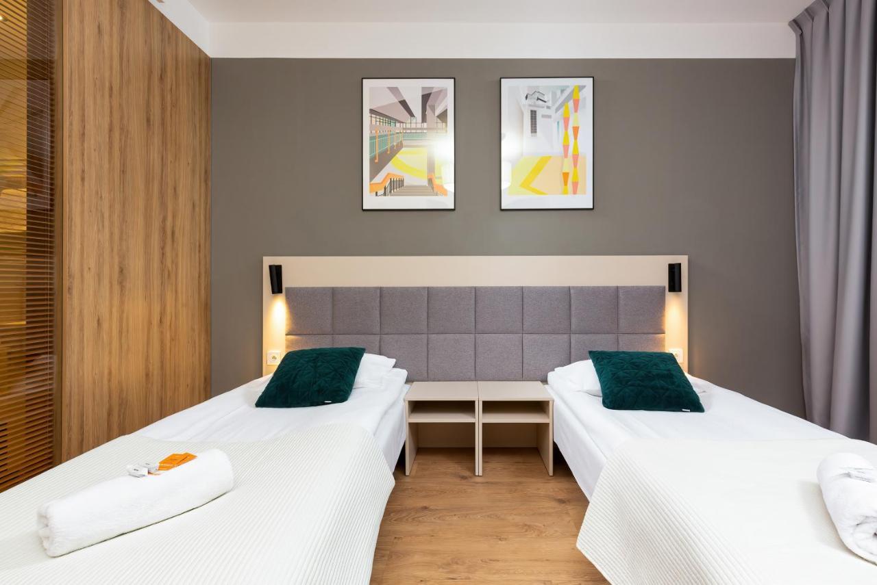 Business Wolska By Renters Lägenhet